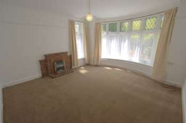  Image of 4 bedroom Detached house to rent in Waltham Road Boscombe Bournemouth BH7 at Waltham Road  Bournemouth, BH7 6PF
