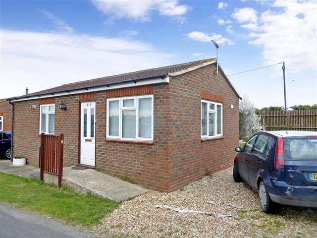  Image of 2 bedroom Bungalow for sale in Warden Bay Road Leysdown-on-Sea Sheerness ME12 at Leysdown-On-Sea Sheerness Sheerness, ME12 4NA
