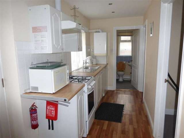  Image of 2 bedroom Bungalow for sale in Warden Bay Road Leysdown-on-Sea Sheerness ME12 at Leysdown-On-Sea Sheerness Sheerness, ME12 4NA