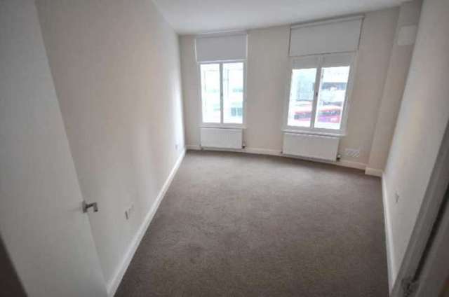  Image of 2 bedroom Flat to rent in Euston Road London NW1 at London, NW1 3AD