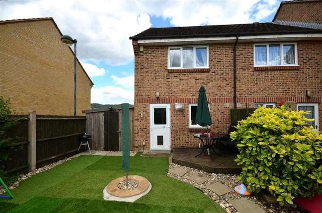  Image of 2 bedroom End of Terrace for sale in Watts Close Snodland ME6 at Snodland Kent Snodland, ME6 5TA