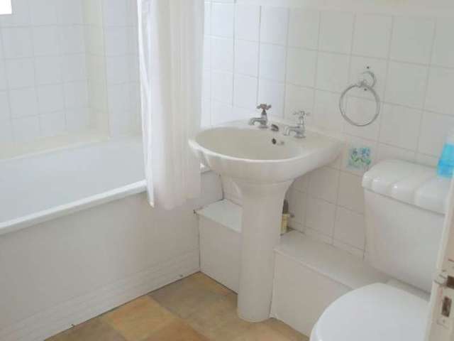  Image of 2 bedroom Terraced house for sale in Wedgewood Way Tilehurst Reading RG30 at Wedgewood Way  Reading, RG30 6BY