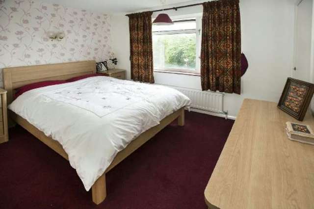  Image of 3 bedroom End of Terrace for sale in Wensley Road Reading RG1 at Wensley Road  Reading, RG1 6DP