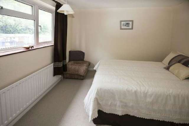  Image of 3 bedroom End of Terrace for sale in Wensley Road Reading RG1 at Wensley Road  Reading, RG1 6DP