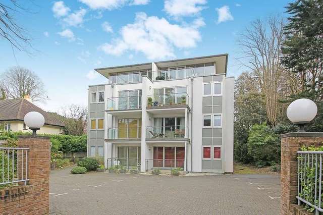  Image of 2 bedroom Flat for sale in Chine Crescent Road Westbourne Bournemouth BH2 at 15 Chine Crescent Rd  Bournemouth, BH2 5DA