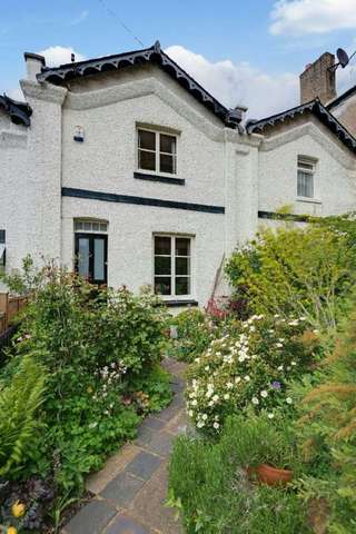  Image of 2 bedroom Flat for sale in West End Lane London NW6 at West Cottages  West Hampstead, NW6 1RJ