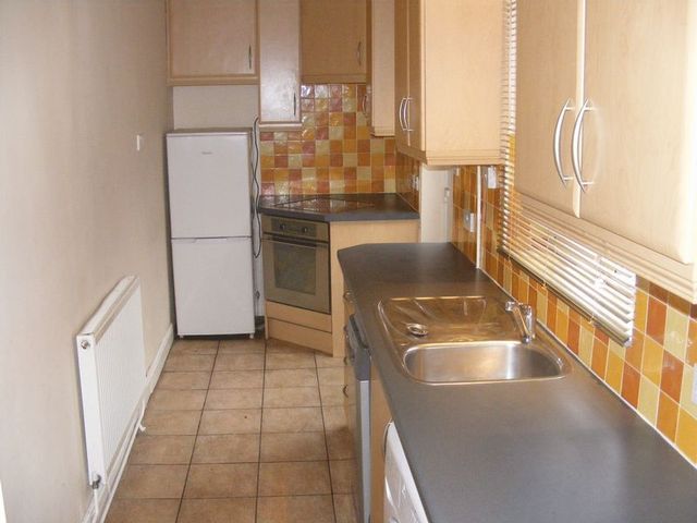  Image of 2 bedroom Terraced house to rent in Westbourne Place Grantham NG31 at Westbourne Place  Grantham, NG31 7DH