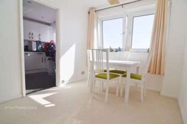  Image of 2 bedroom Flat to rent in Tower Court Westcliff Parade Westcliff-on-Sea SS0 at Westcliff Parade  Westcliff-On-Sea, SS0 7QH