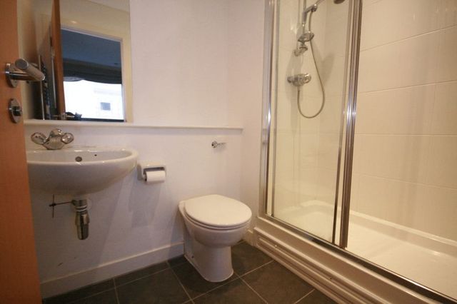  Image of 2 bedroom Flat to rent in Western Harbour Midway Edinburgh EH6 at Western Harbour Midway  Edinburgh, EH6 6PN