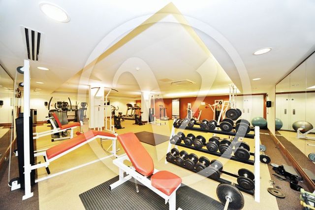  Image of 3 bedroom Flat for sale in Kidderpore Avenue London NW3 at Kidderpore Avenue Hampstead London, NW3 7SJ