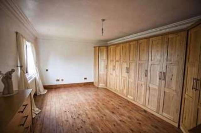  Image of 5 bedroom Detached house for sale in Westgate Road Belton Doncaster DN9 at 61 Westgate Road  Doncaster, DN9 1PY