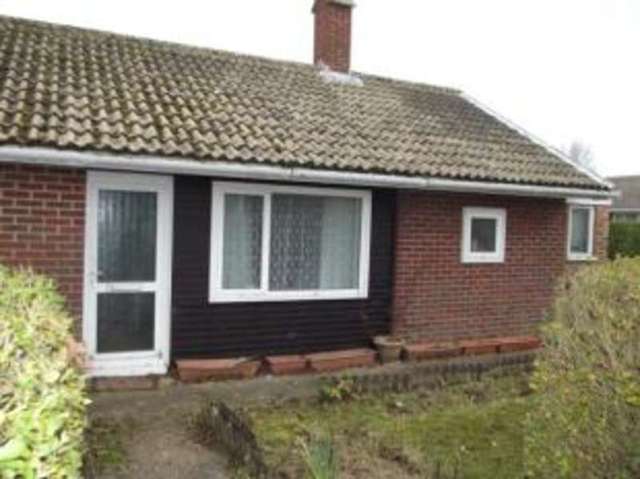  Image of 2 bedroom Bungalow for sale in Meadow Close Mill Common Westhall Halesworth IP19 at Westhall Halesworth Westhall, IP19 8RE