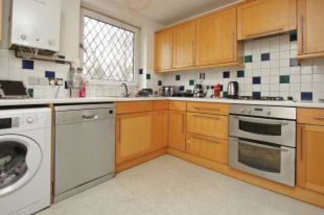  Image of 3 bedroom Flat for sale in Westwood Hill London SE26 at Upper Sydenham  Upper Sydenham, SE26 6NU
