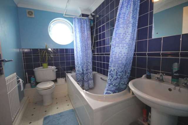  Image of 2 bedroom Apartment for sale in Wharfside Close Erith DA8 at Wharfside Close  Erith, DA8 1QR