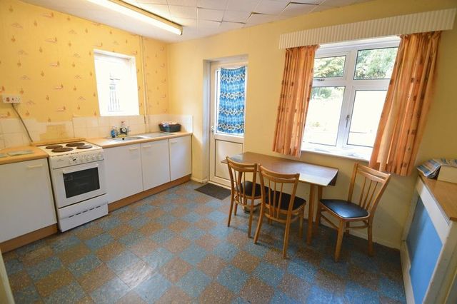  Image of 3 bedroom Semi-Detached house for sale in Wharrington Hill Redditch B98 at Wharrington Hill Greenlands Redditch, B98 7QX
