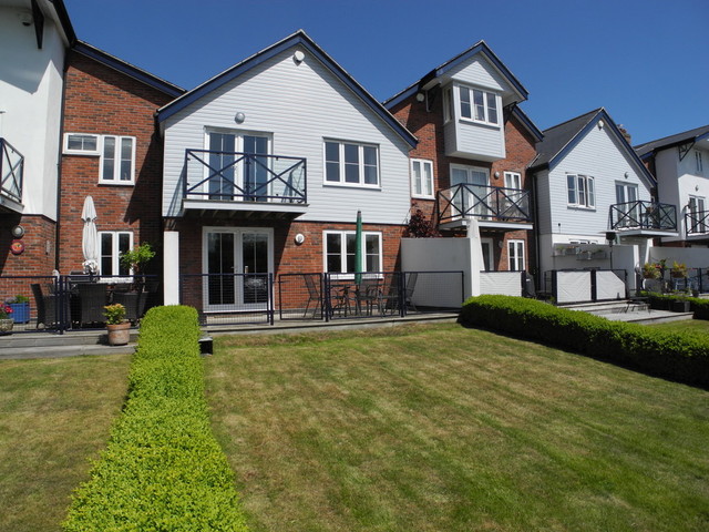  Image of 3 bedroom Town House for sale in Wherry Close Chedgrave Norwich NR14 at Wherry Close Chedgrave Norwich, NR14 6LS