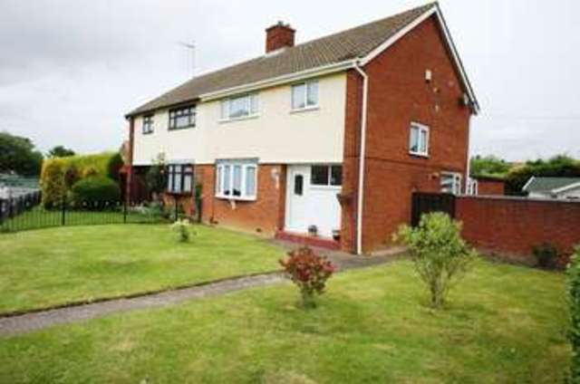  Image of 3 bedroom Semi-Detached house for sale in Wickhay Basildon SS15 at Wickhay  Basildon, SS15 5AF