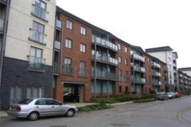  Image of 1 bedroom Flat to rent in Worsdell Drive Gateshead NE8 at Gateshead, NE8 2AF