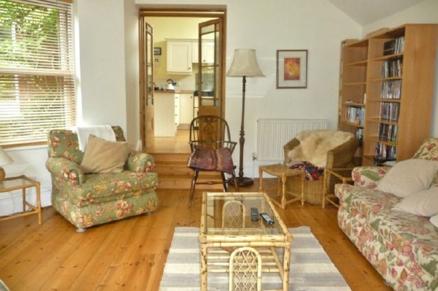  Image of 5 bedroom Detached house to rent in Willis Road Southampton SO16 at Southampton Hampshire Not specified, SO16 2NT