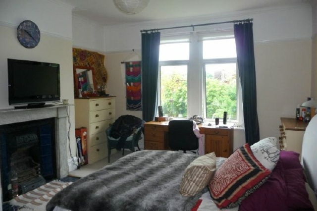  Image of 5 bedroom Detached house to rent in Willis Road Southampton SO16 at Southampton Hampshire Not specified, SO16 2NT
