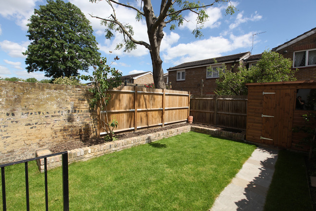  Image of 3 bedroom Apartment for sale in Wilson Road London SE5 at Wilson Road  Camberwell, SE5 8PB