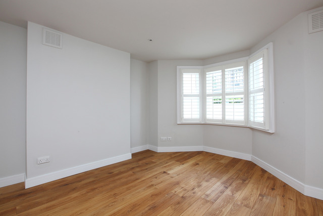 Image of 3 bedroom Apartment for sale in Wilson Road London SE5 at Wilson Road  Camberwell, SE5 8PB