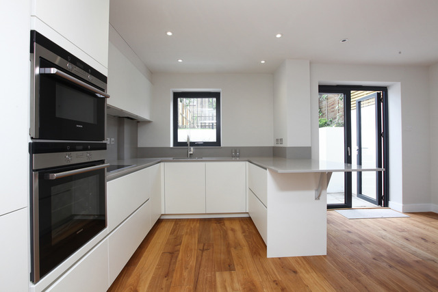  Image of 3 bedroom Apartment for sale in Wilson Road London SE5 at Wilson Road  Camberwell, SE5 8PB