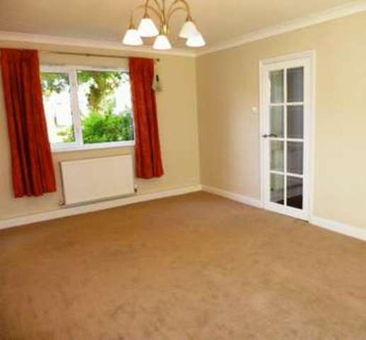  Image of 5 bedroom Semi-Detached house to rent in Windsor Road Calne SN11 at Windsor Road Lower Compton Calne, SN11 8QU