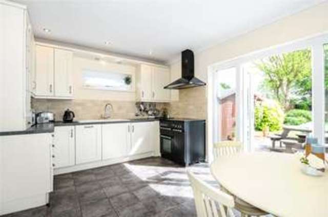  Image of 4 bedroom Detached house for sale in Windsor Road Bray Maidenhead SL6 at Maidenhead Bray Wick, SL6 2DW