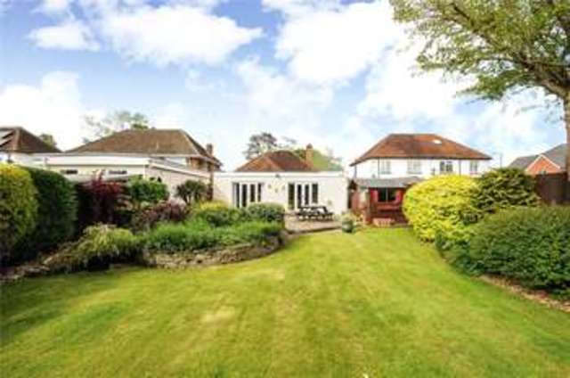  Image of 4 bedroom Detached house for sale in Windsor Road Bray Maidenhead SL6 at Maidenhead Bray Wick, SL6 2DW