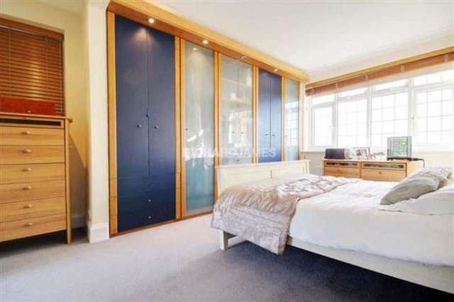  Image of 5 bedroom Detached house to rent in Wise Lane London NW7 at Mill Hill, NW7 2RG