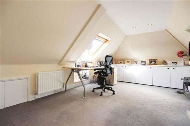  Image of 5 bedroom Detached house to rent in Wise Lane London NW7 at Mill Hill, NW7 2RG