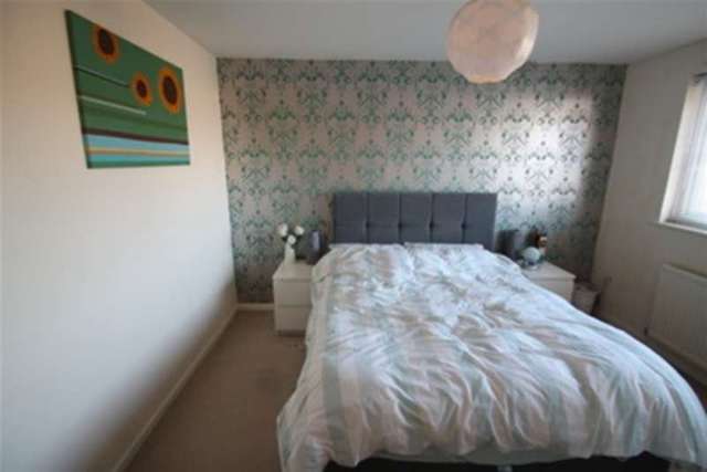  Image of 3 bedroom Detached house to rent in Wisteria Gardens Swanley BR8 at Swanley, BR8 7TY