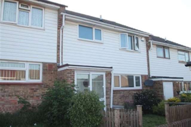  Image of 3 bedroom Detached house to rent in Wisteria Gardens Swanley BR8 at Swanley, BR8 7TY
