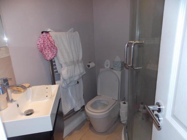  Image of 4 bedroom Bungalow to rent in Witts Lane Purton Swindon SN5 at Purton  Swindon, SN5 4ES