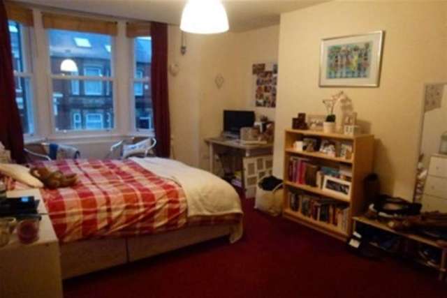  Image of 5 bedroom Maisonette to rent in Wolseley Gardens Newcastle upon Tyne NE2 at Newcastle upon Tyne, NE2 1HR