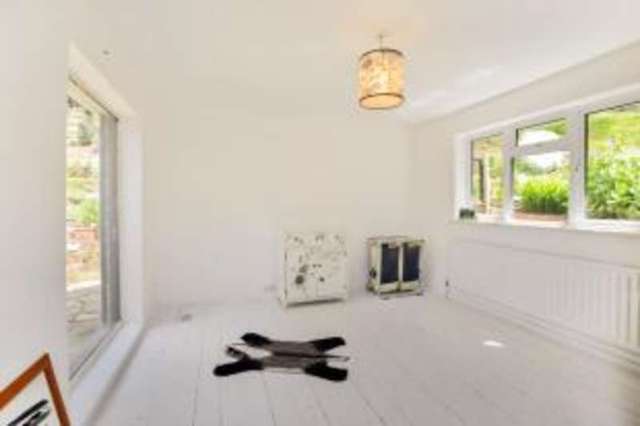  Image of 3 bedroom Bungalow for sale in Phillips Hatch Wonersh Guildford GU5 at Wonersh Guildford Wonersh, GU5 0PX