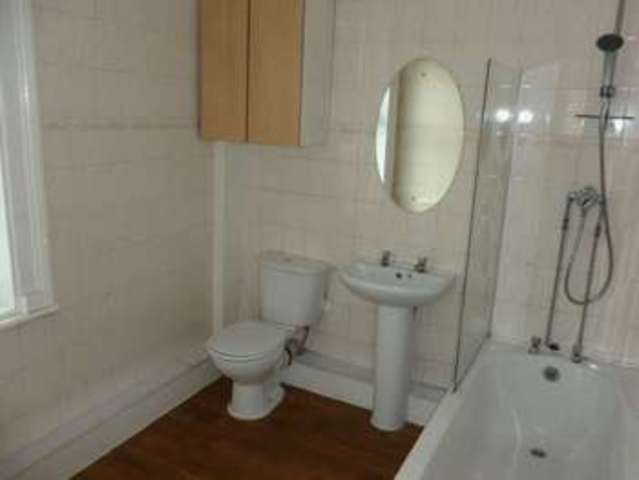  Image of 2 bedroom Terraced house to rent in Woodbine Street Kirkdale Liverpool L5 at Woodbine Street  Liverpool, L5 7RR
