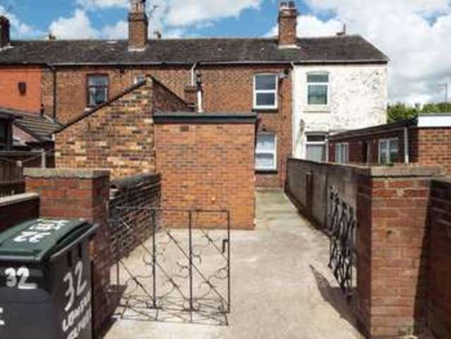  Image of 2 bedroom Terraced house to rent in Woodhouse Street Stoke-on-Trent ST4 at Woodhouse Street Stoke Stoke-On-Trent, ST4 4QX