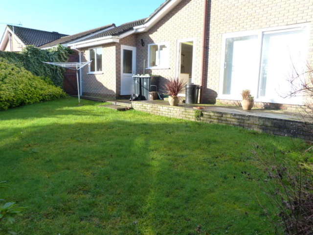  Image of 3 bedroom Bungalow for sale in Woodlinken Way Verwood BH31 at Woodlinken Way  Dorset, BH31 6BT