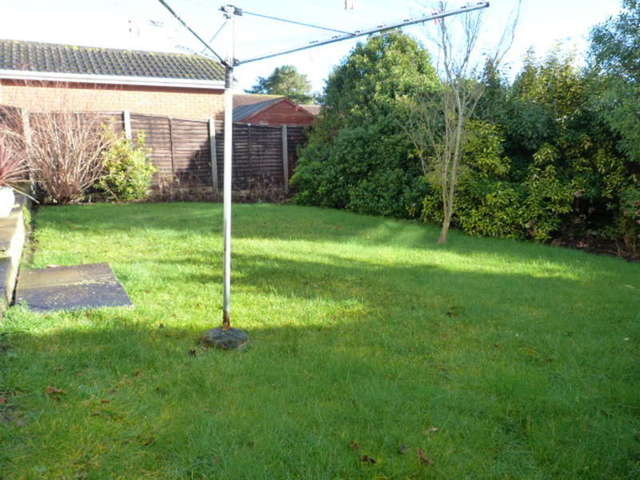  Image of 3 bedroom Bungalow for sale in Woodlinken Way Verwood BH31 at Woodlinken Way  Dorset, BH31 6BT