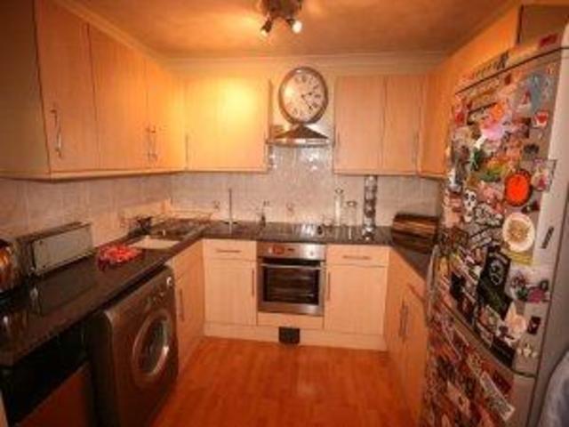  Image of 1 bedroom Studio flat to rent in Woodside Crescent Glasgow G3 at Charing Cross Glasgow Glasgow, G3 7UL