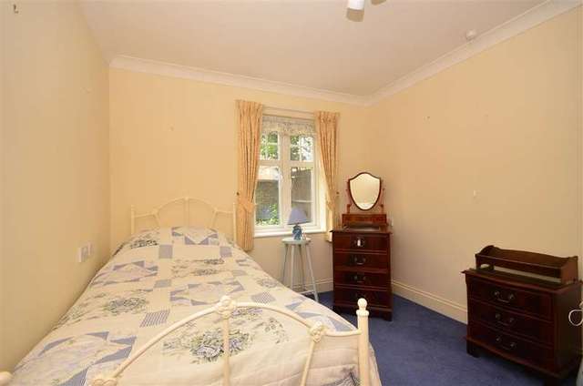 Image of 2 bedroom Flat for sale in Wordsworth Road Worthing BN11 at Worthing West Sussex Worthing, BN11 3JE