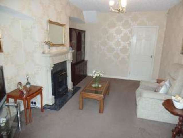  Image of 3 bedroom Terraced house for sale in Wragby Road Lincoln LN2 at Wragby Road  Lincoln, LN2 4PZ