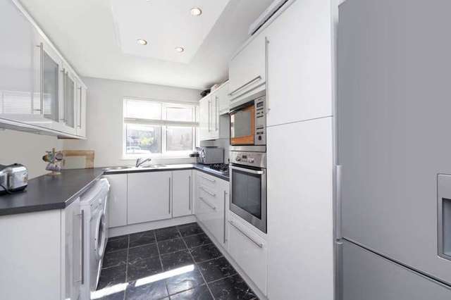  Image of 3 bedroom Detached house to rent in Wynter Street London SW11 at Wynter Street  London, SW11 2TZ