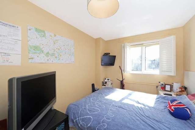  Image of 3 bedroom Detached house to rent in Wynter Street London SW11 at Wynter Street  London, SW11 2TZ