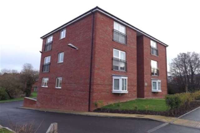  Image of 2 bedroom Flat to rent in Yardley Wood Road Moseley Birmingham B13 at Birmingham, B14 4FD