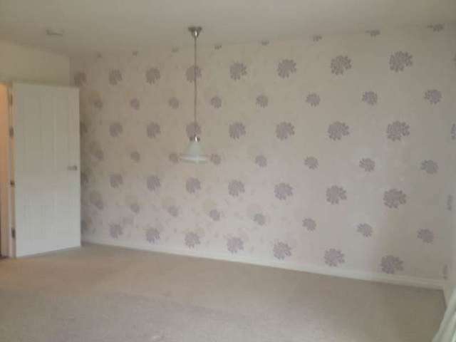  Image of 2 bedroom Flat to rent in York Road Tunbridge Wells TN1 at Tunbridge Wells Kent Royal Tunbridge Wells, TN1 1JX