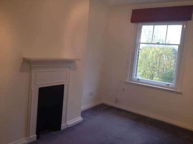  Image of 2 bedroom Flat to rent in York Road Tunbridge Wells TN1 at Tunbridge Wells Kent Royal Tunbridge Wells, TN1 1JX