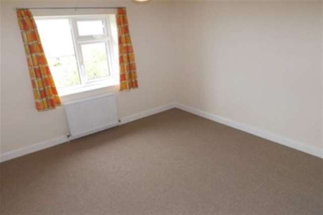  Image of 3 bedroom Semi-Detached house to rent in Armitage Road Deepcar Sheffield S36 at Sheffield, S36 2PA